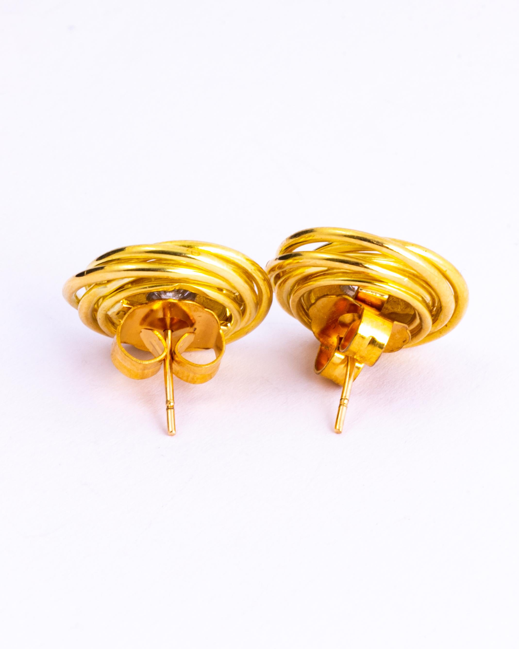 Diamant- und 18 Karat Gold-Ohrringe mit Wirbel (Alteuropäischer Schliff) im Angebot