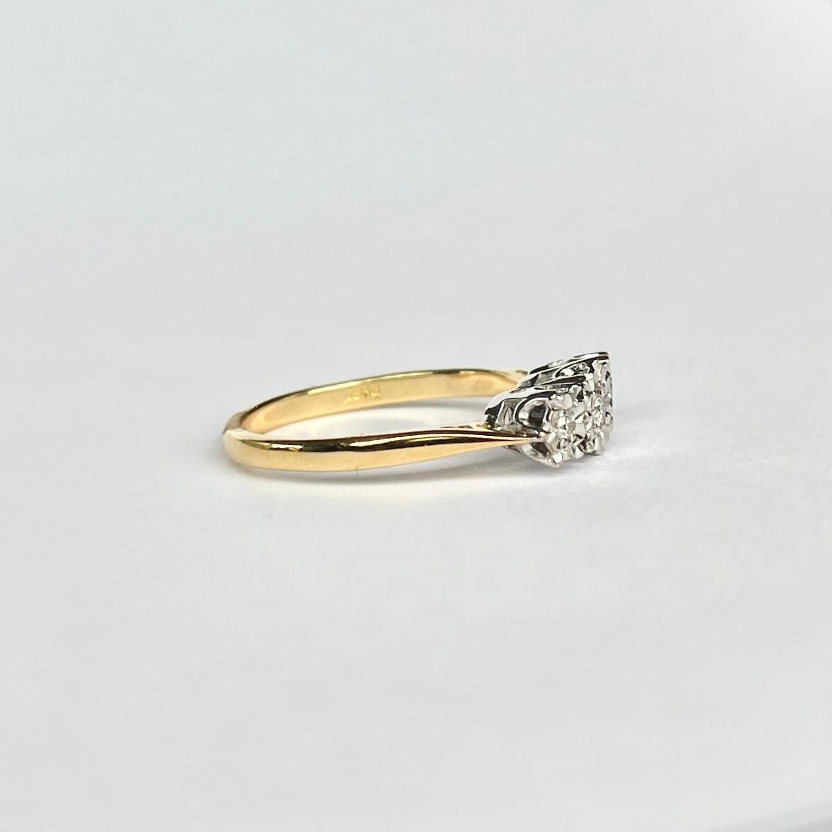 Women's or Men's Vintage Diamond and 18 Carat Gold Three-Stone Ring For Sale