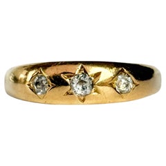 Vintage Diamond and 18 Carat Gold Three-Stone Star Setting Ring