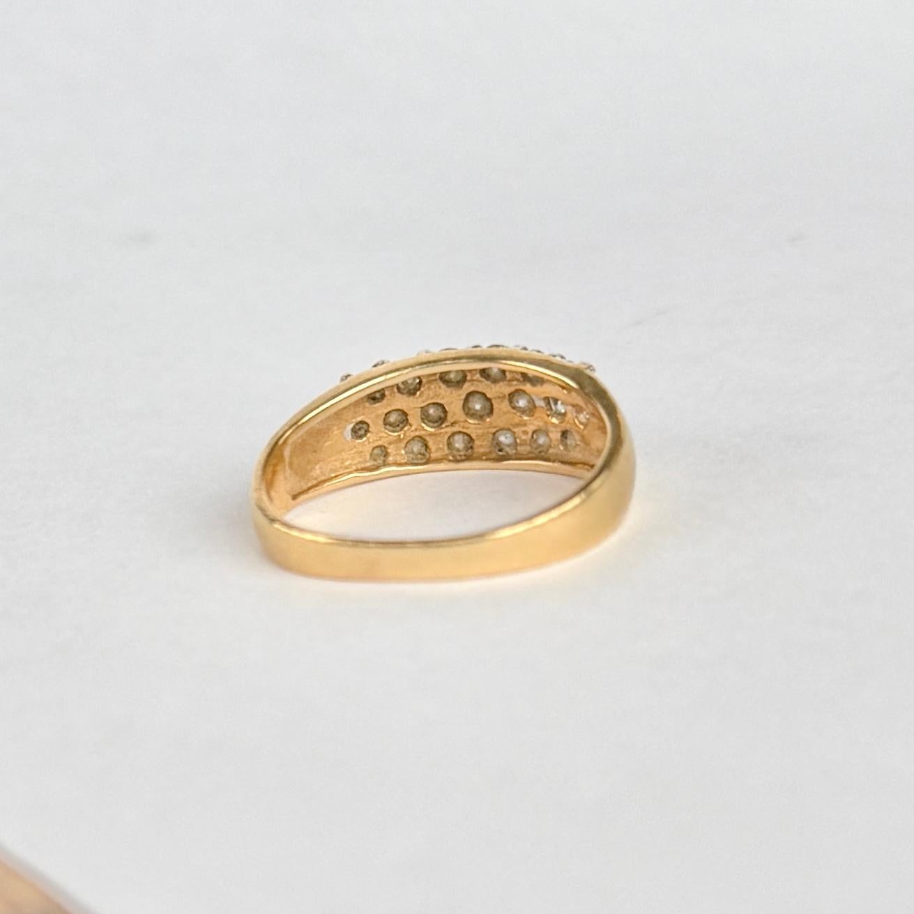 Femenino o masculino Anillo vintage de tres filas de diamantes y oro de 18 quilates en venta