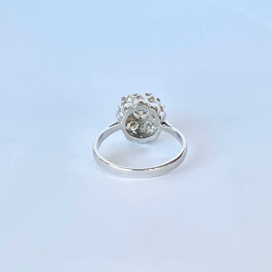 Vintage Diamond and 18 Carat White Gold Cluster Ring In Good Condition For Sale In Chipping Campden, GB