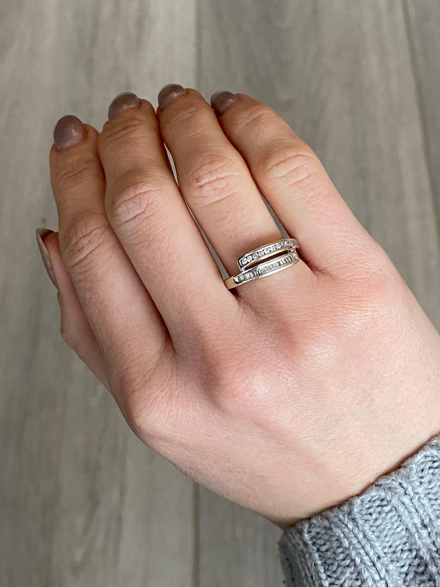 Anillo de media eternidad doble vintage de diamantes y oro blanco de 18 quilates Corte redondo en venta
