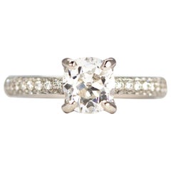 Solitaire vintage en or blanc 18 carats et diamants