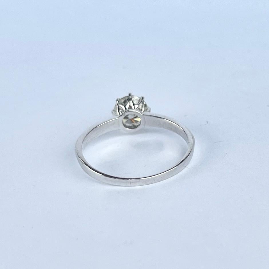 Women's or Men's Vintage Diamond and 18 Carat White Gold Solitaire Ring For Sale