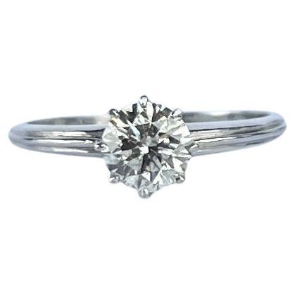 Anillo solitario vintage de diamantes y oro blanco de 18 quilates