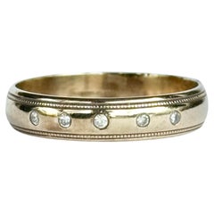 Anillo vintage de diamantes y oro de 9 quilates