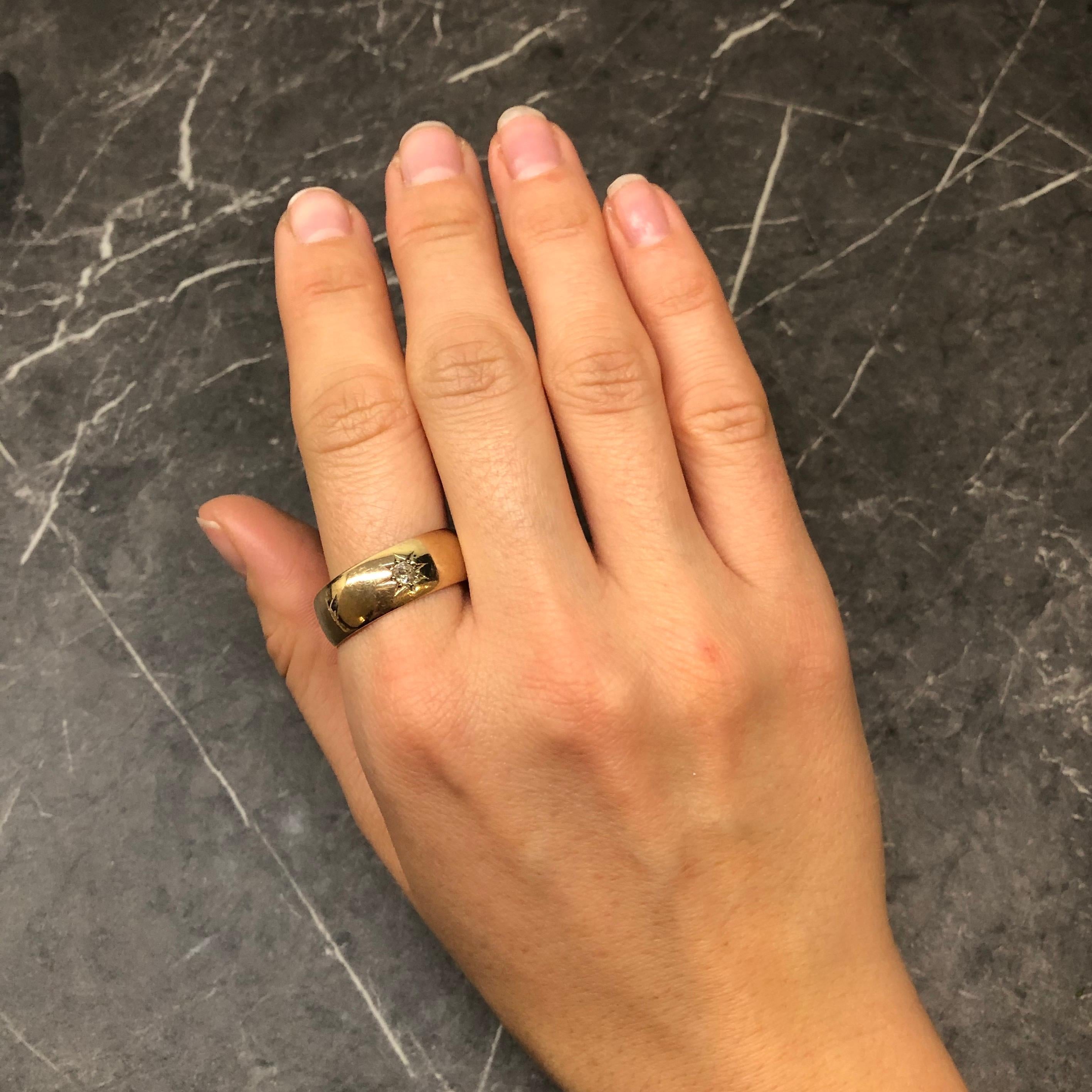 Fascia Gypsy in oro 9 carati e diamanti vintage In condizioni buone in vendita a Chipping Campden, GB