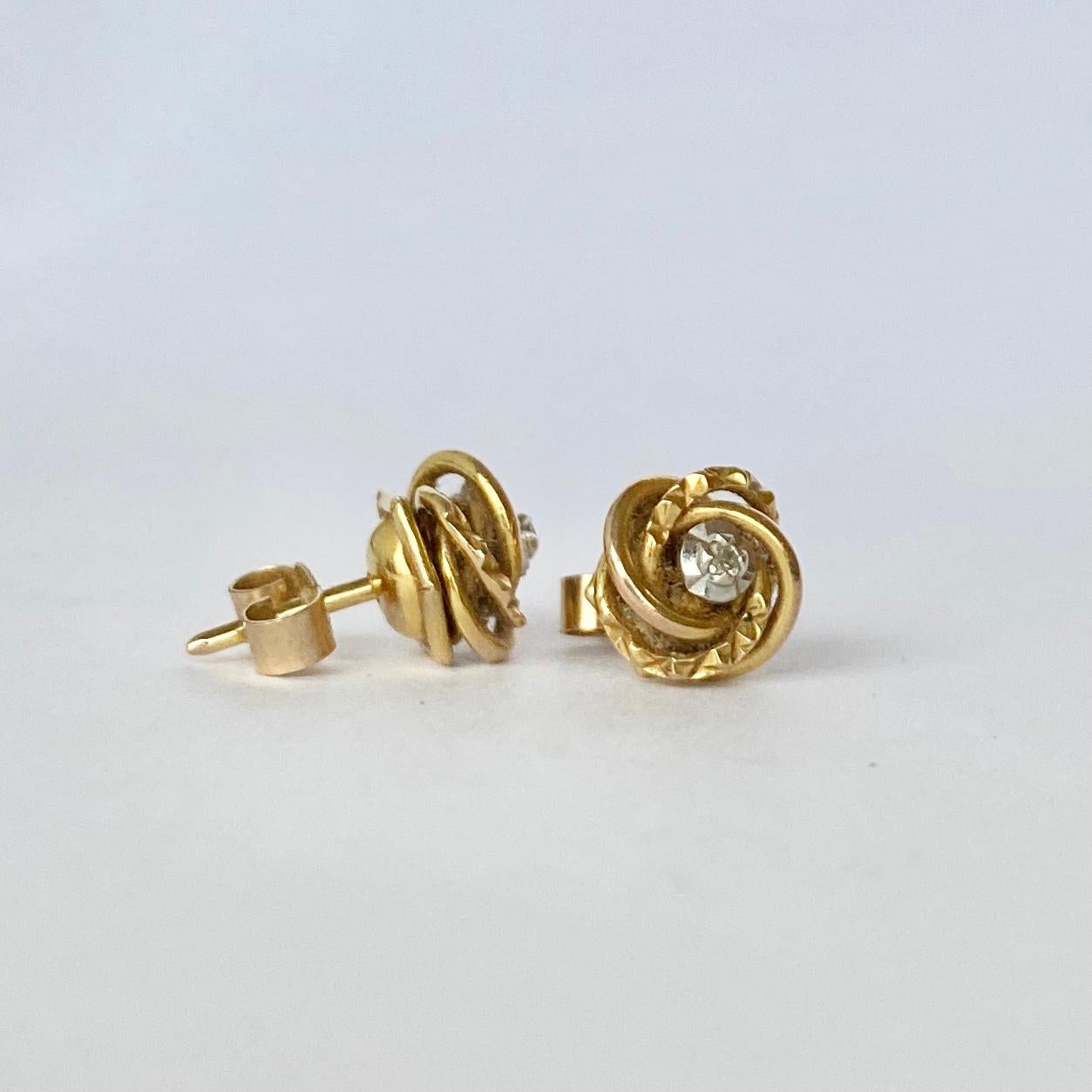 9 carat earrings