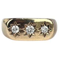 Vintage Diamond and 9 Carat Gold Three-Stone Star Setting Ring