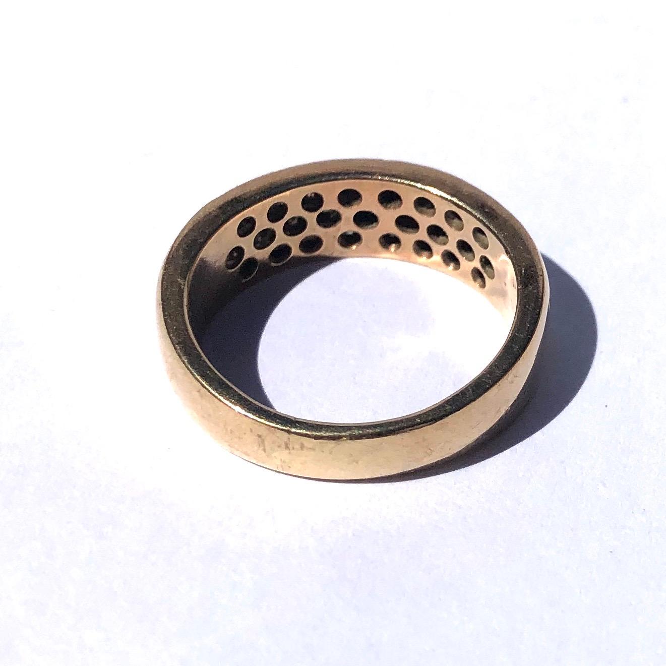 Dreireihiger Vintage-Ring mit Diamanten und 9 Karat Gold (Moderne) im Angebot
