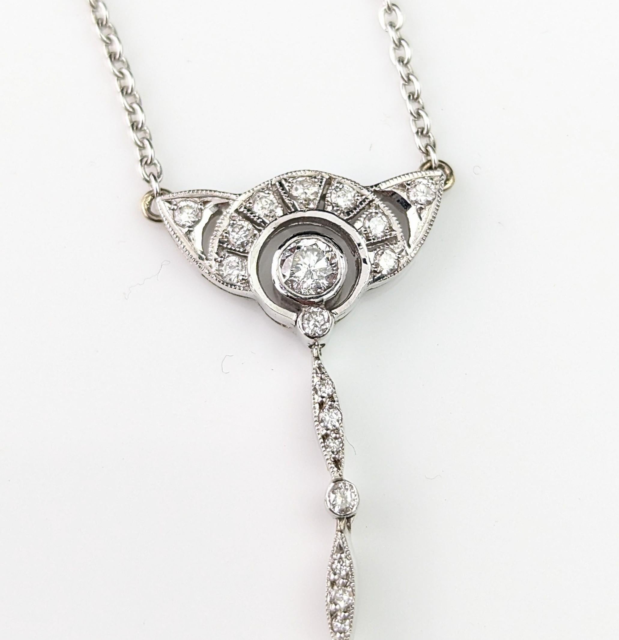 Vintage Diamond and Aquamarine pendant, 18k white gold For Sale 5