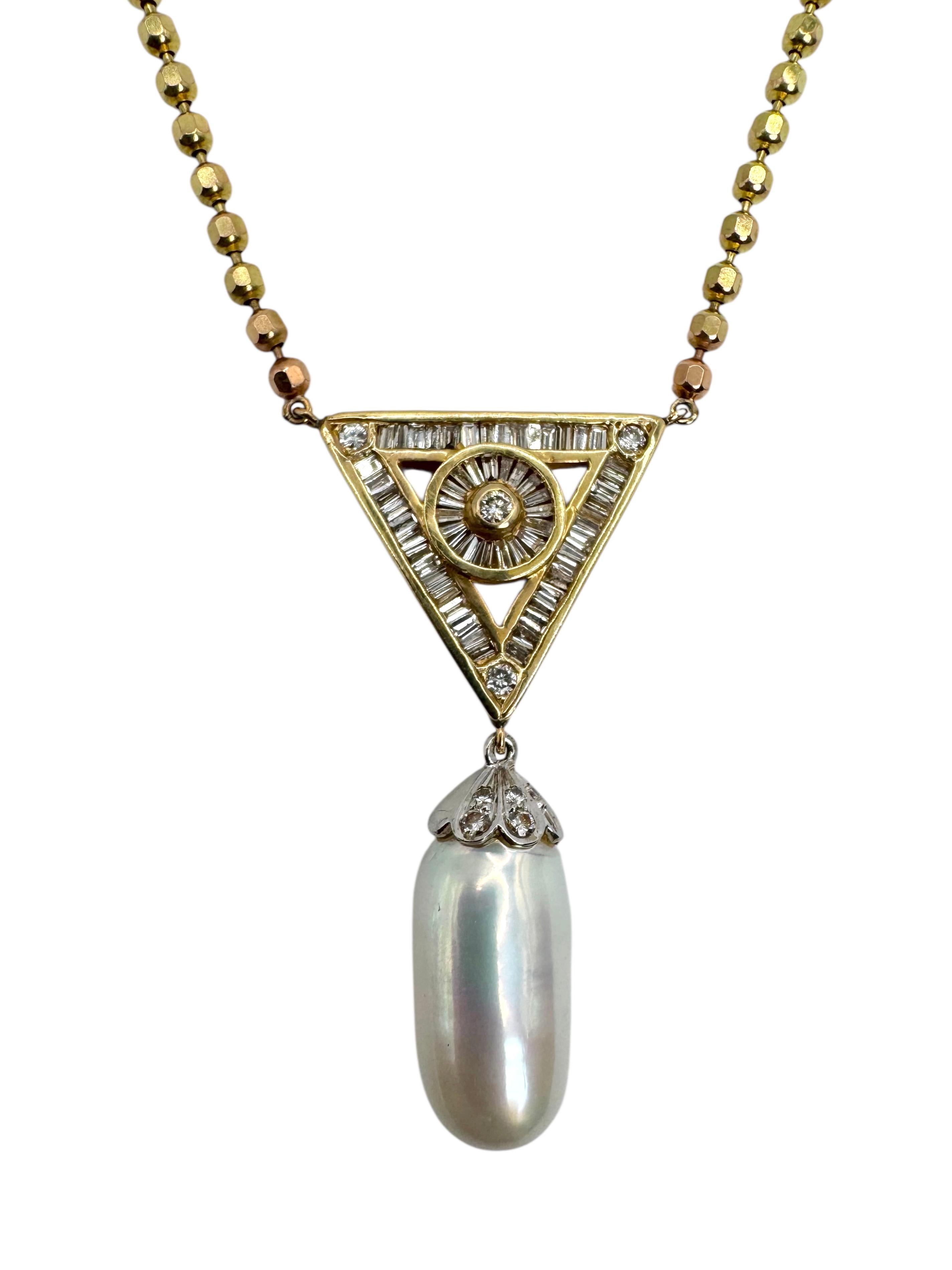 Baguette rastremato Collana con diamanti d'epoca e perle barocche in oro 14 carati in vendita