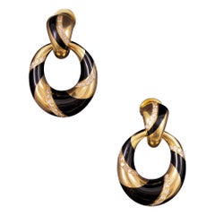 Pendientes de aro colgantes vintage de oro amarillo de 18 quilates con diamantes y esmalte negro, de los años 70