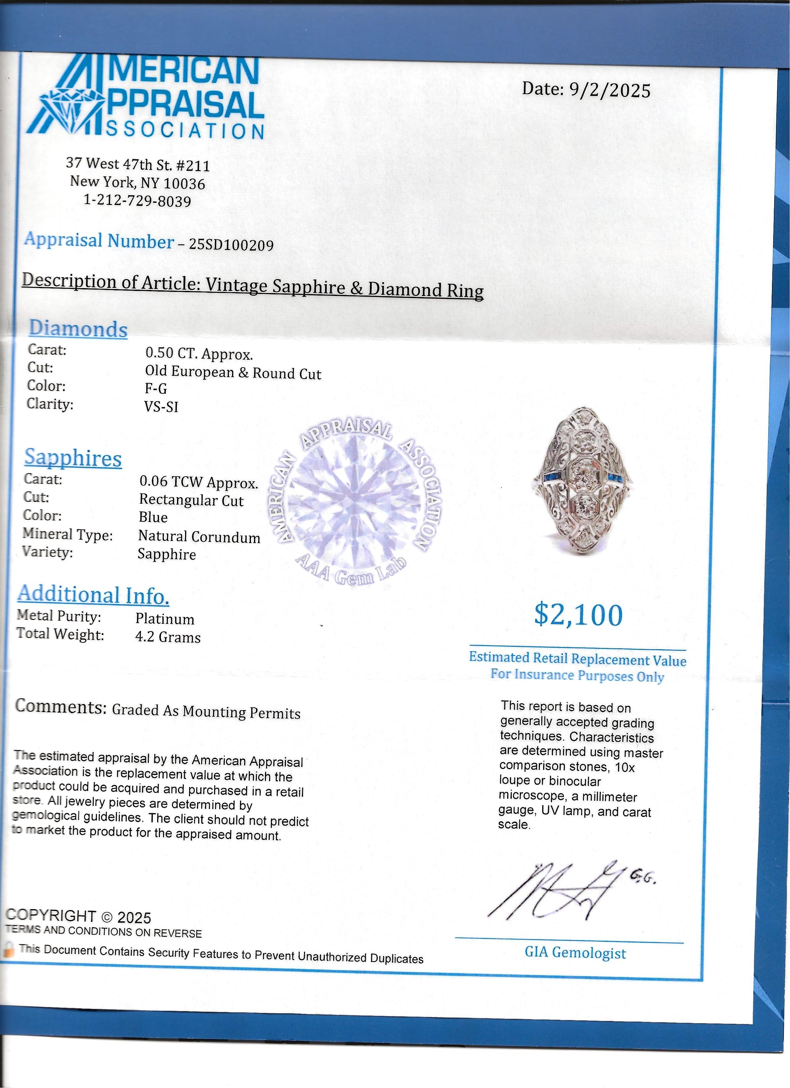 Anillo de cóctel estilo navette vintage de diamantes y zafiros azules en platino en venta 5