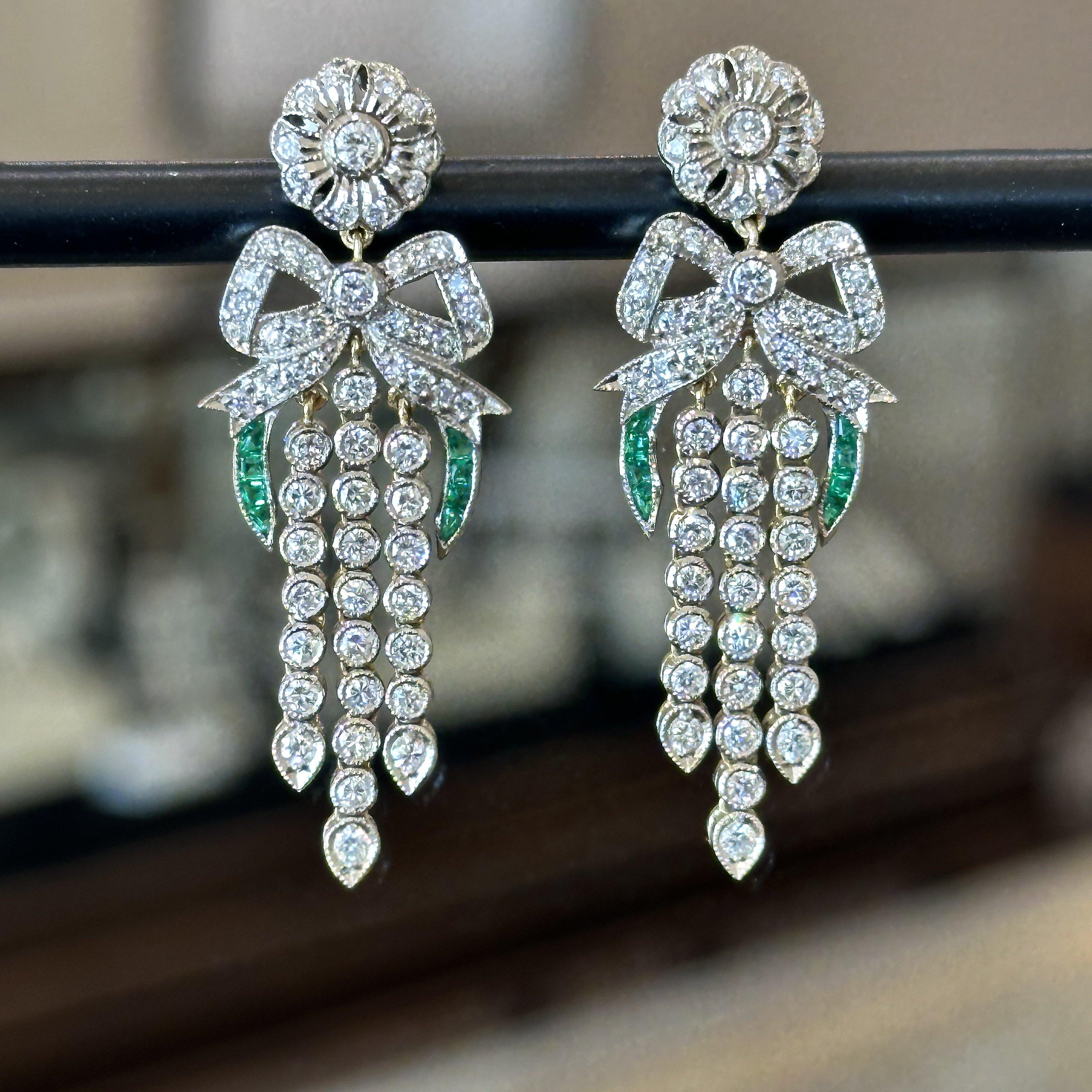 Vintage Diamond and Emerald Chandelier Earrings For Sale 3