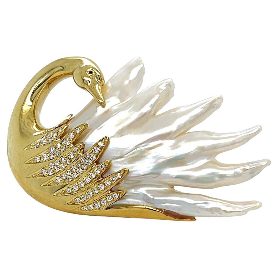 Vintage Diamond and Pearl 18k Yellow Gold Brooch Pin