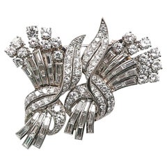 Vintage-Doppelklammerbrosche aus Platin mit Diamanten und Platin, um 1940