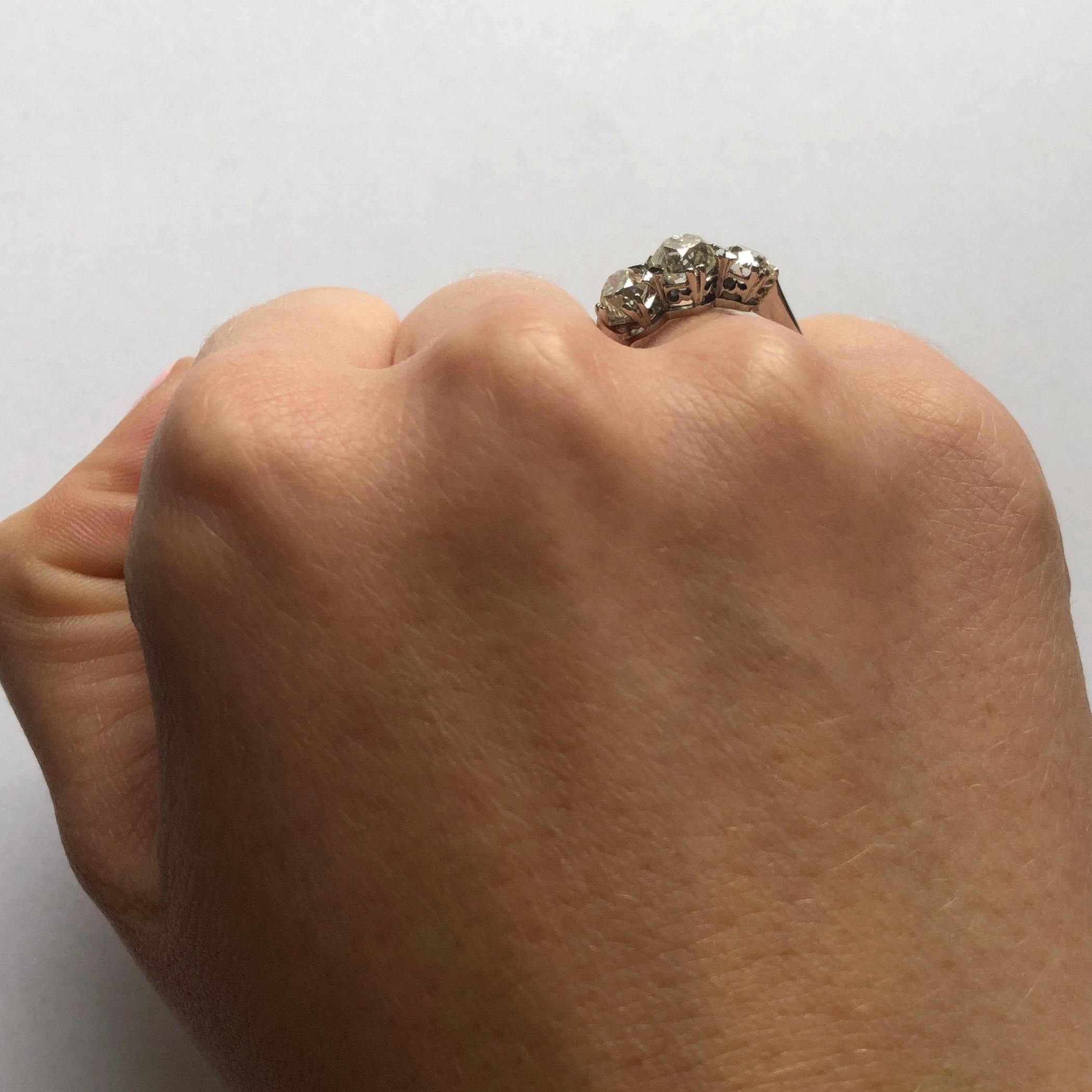 Women's Vintage Diamond and Platinum Three-Stone Ring For Sale