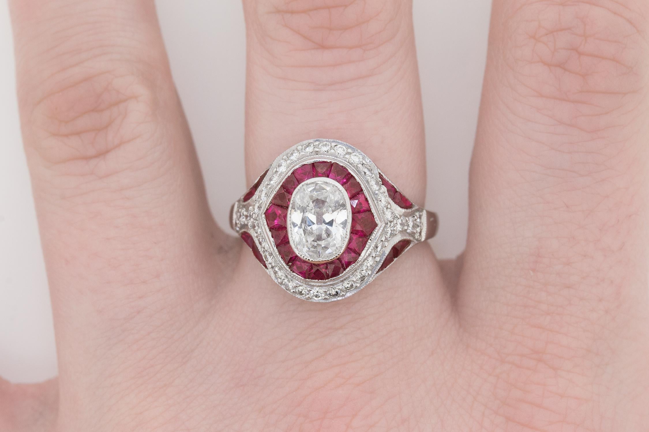 Women's or Men's Vintage Diamond and Ruby Bombé Style Ring, c.1940s