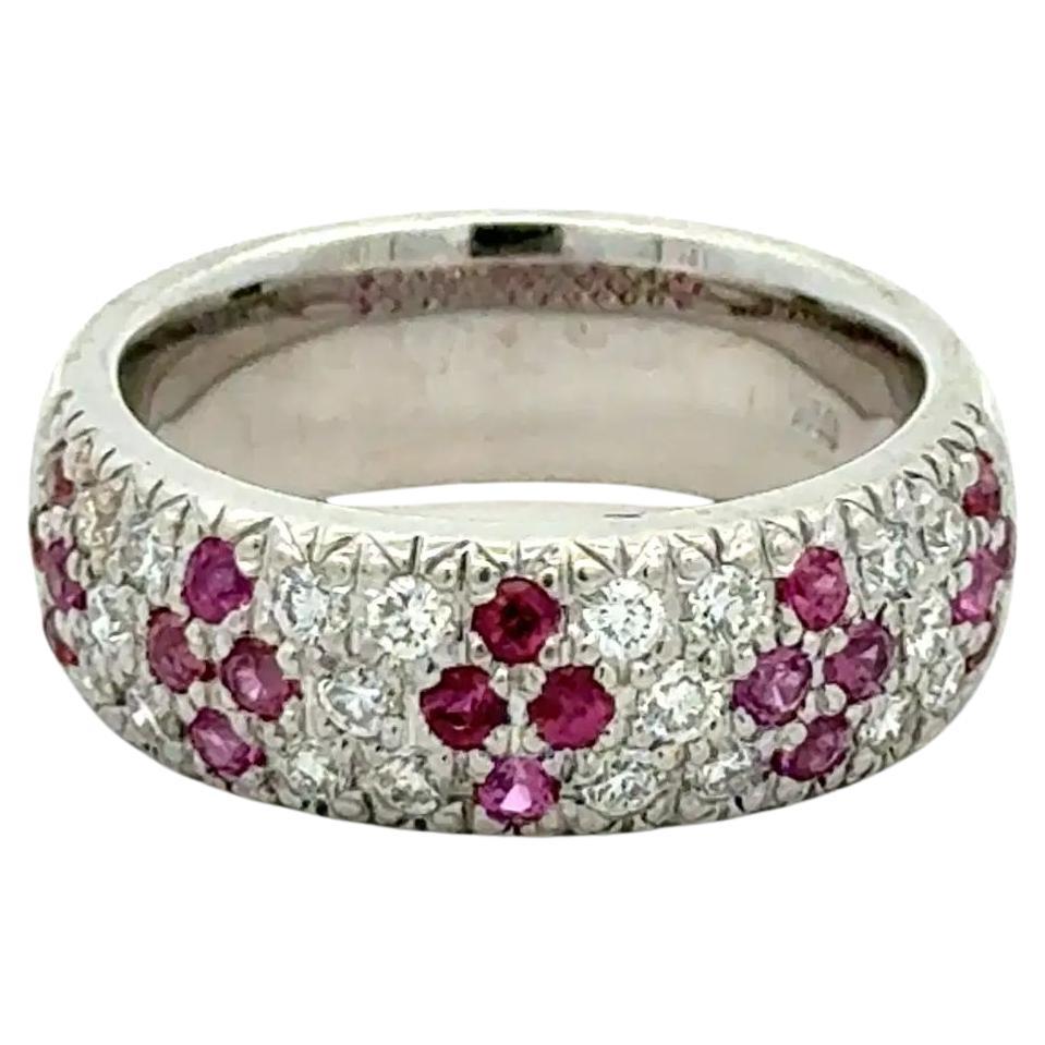 Bague demi-éternité en platine avec diamant et rubis de 7 mm de diamètre en vente