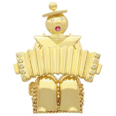 0.14Ct Diamond And Ruby, 18k Yellow Gold Accordion Brooch - Vintage Circa 1950