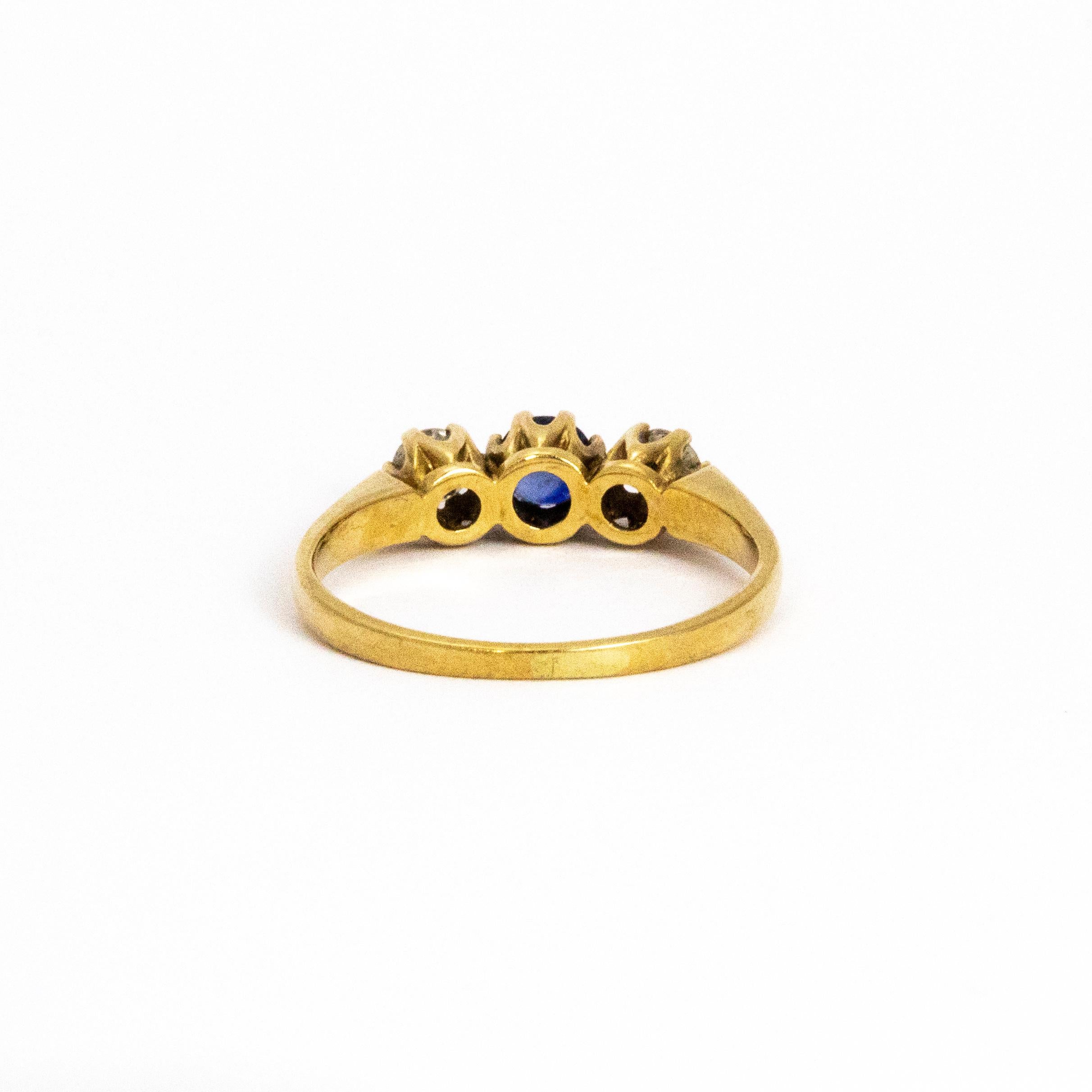 9 carat gold sapphire and diamond ring