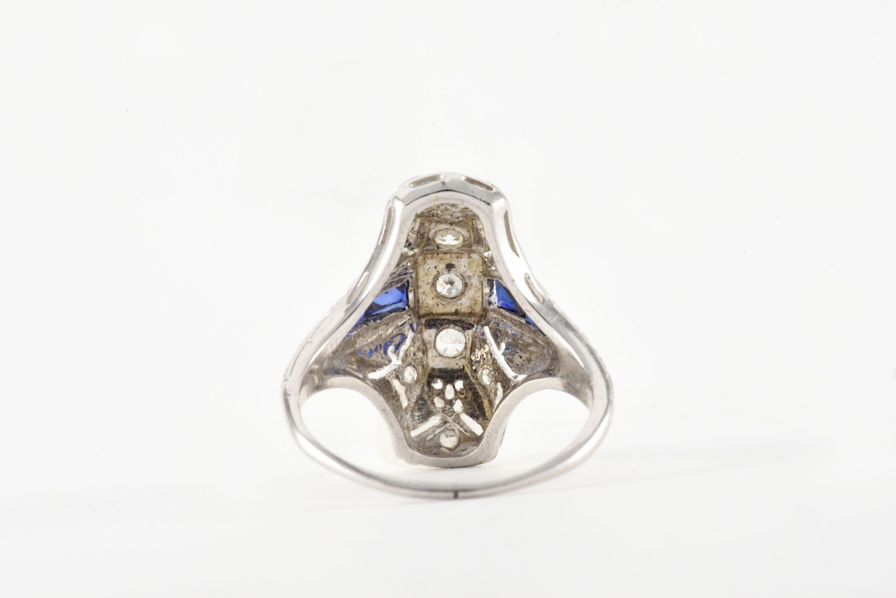 Art Deco Vintage Diamond and Sapphire Navette Dinner Ring For Sale