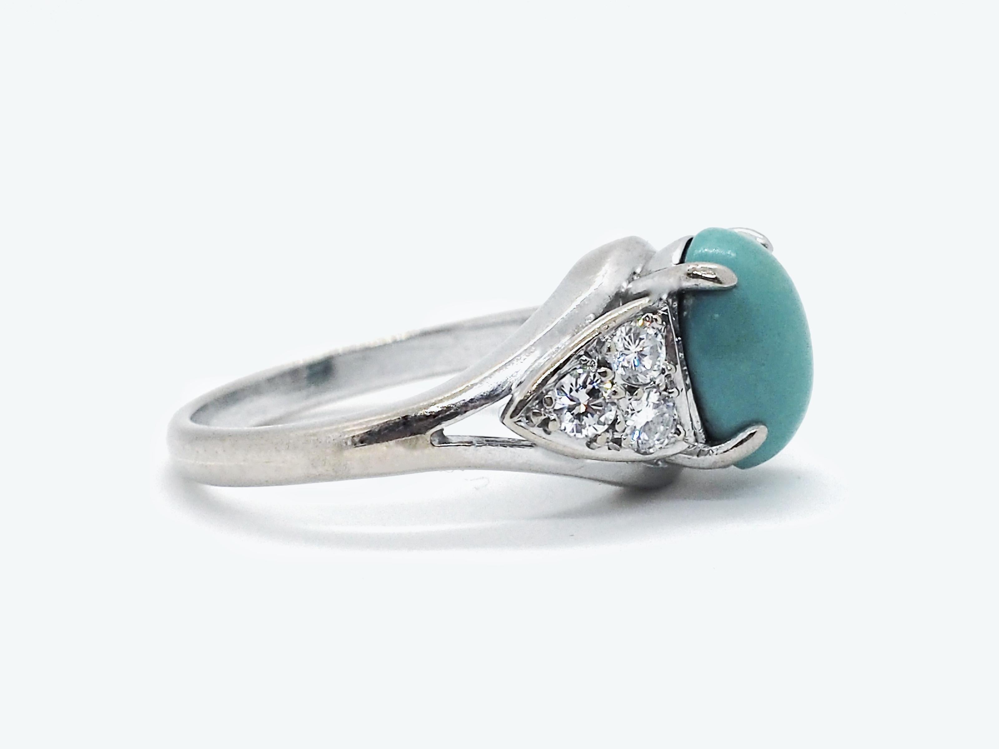 Art Deco Vintage Diamond and Turquoise Ring 18 Karat White Gold
