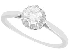 Bague de fiançailles solitaire vintage en or blanc et diamant