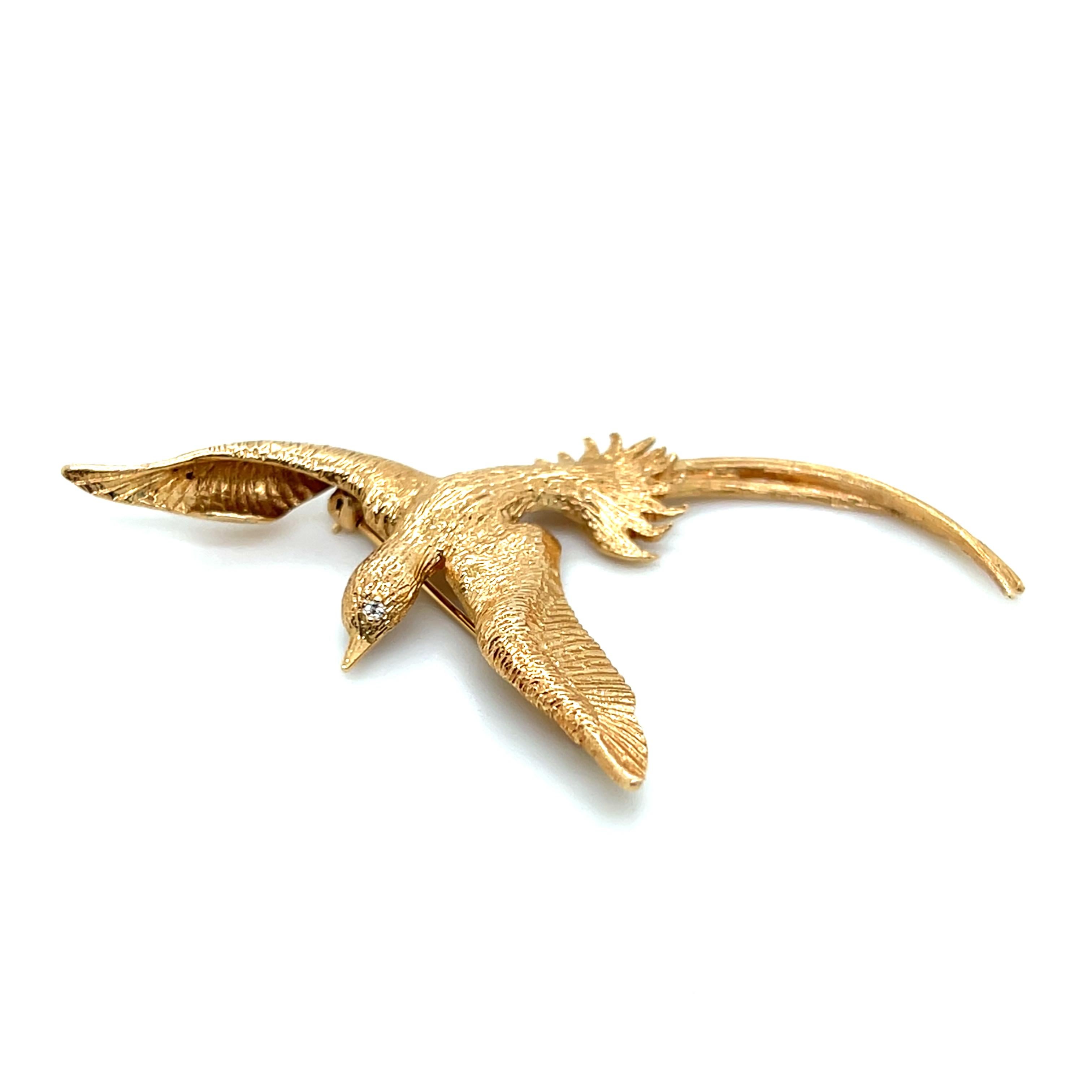 Women's or Men's Vintage Diamond and Yellow Gold Pheasant Brooch For Sale