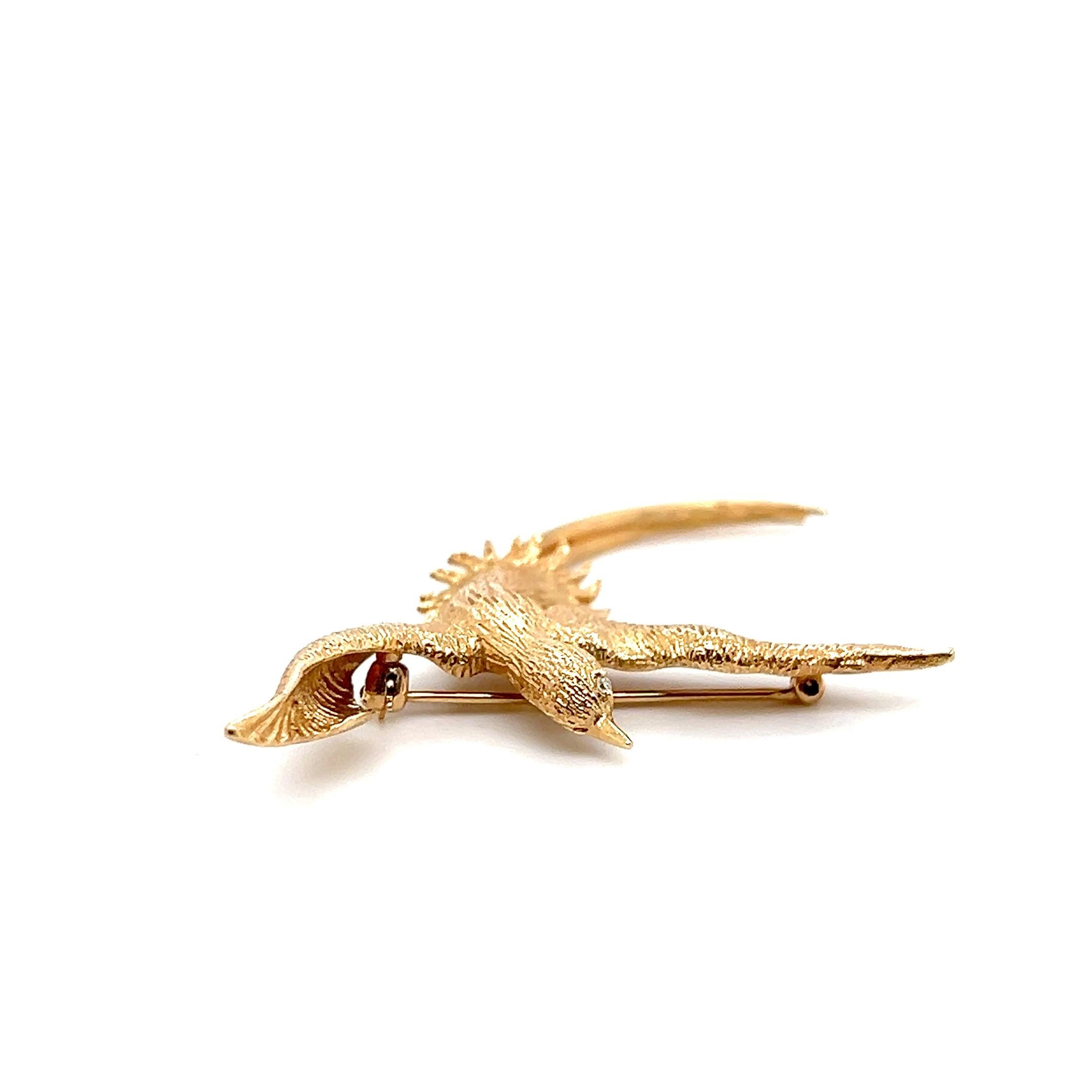 Vintage Diamond and Yellow Gold Pheasant Brooch For Sale 1