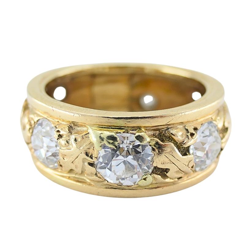 Round Cut Vintage Diamond Band 14k Gold Leaf Motif Ring For Sale