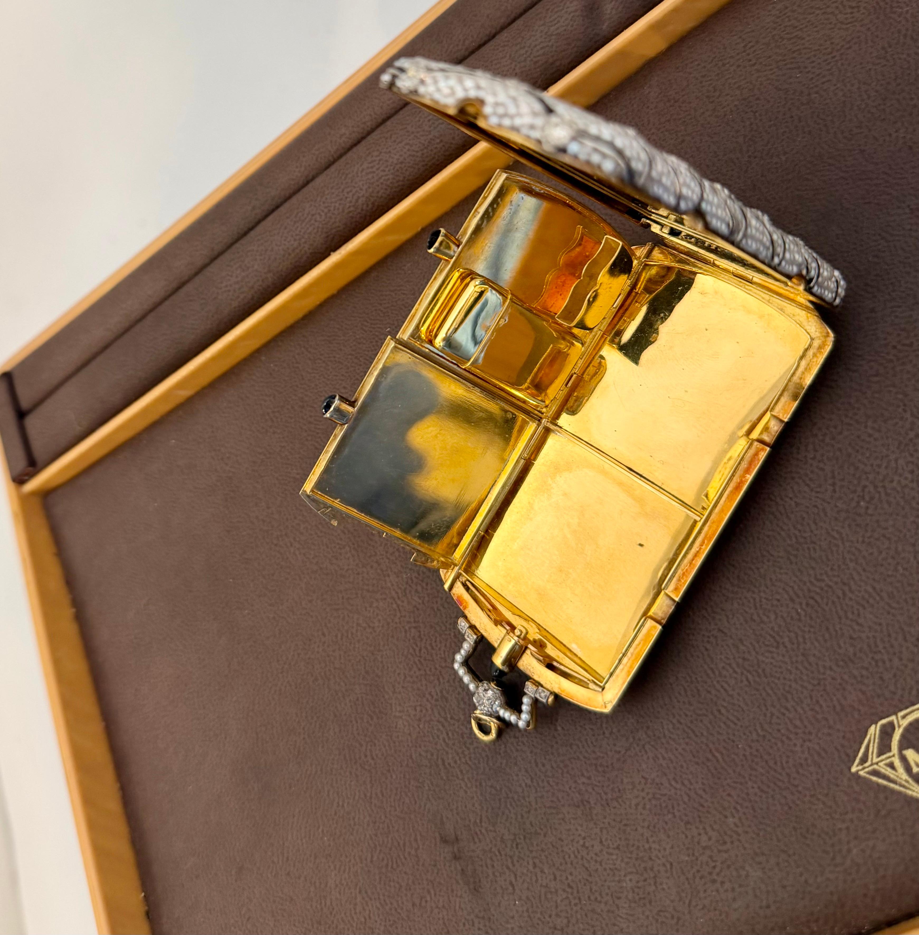 Diamant Vintage et perles Basara,  Saphir Cabochon Or 18k Compact Box 158 Gm en vente 2