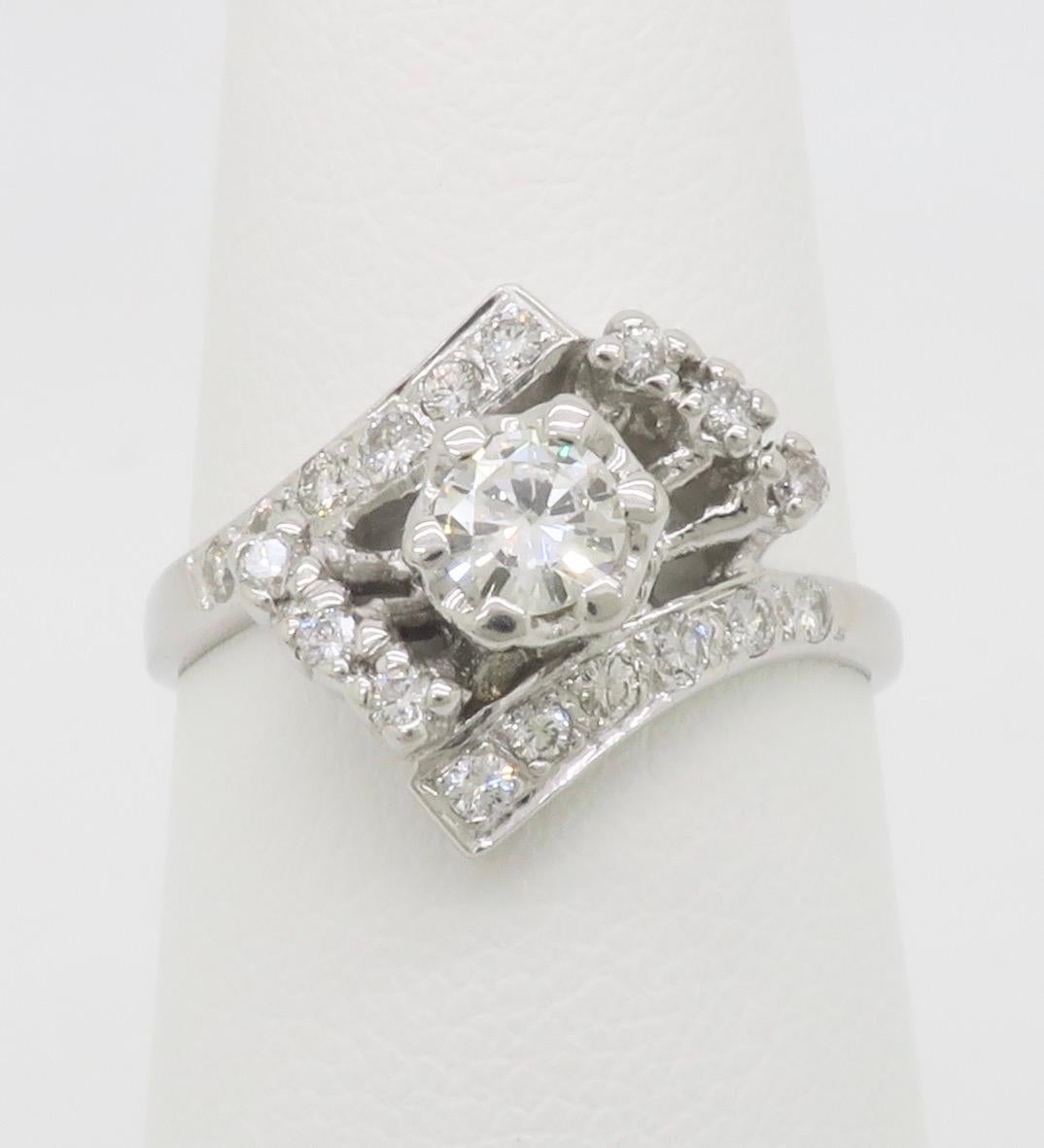 Vintage Diamond Bypass Ring In Excellent Condition For Sale In Webster, NY
