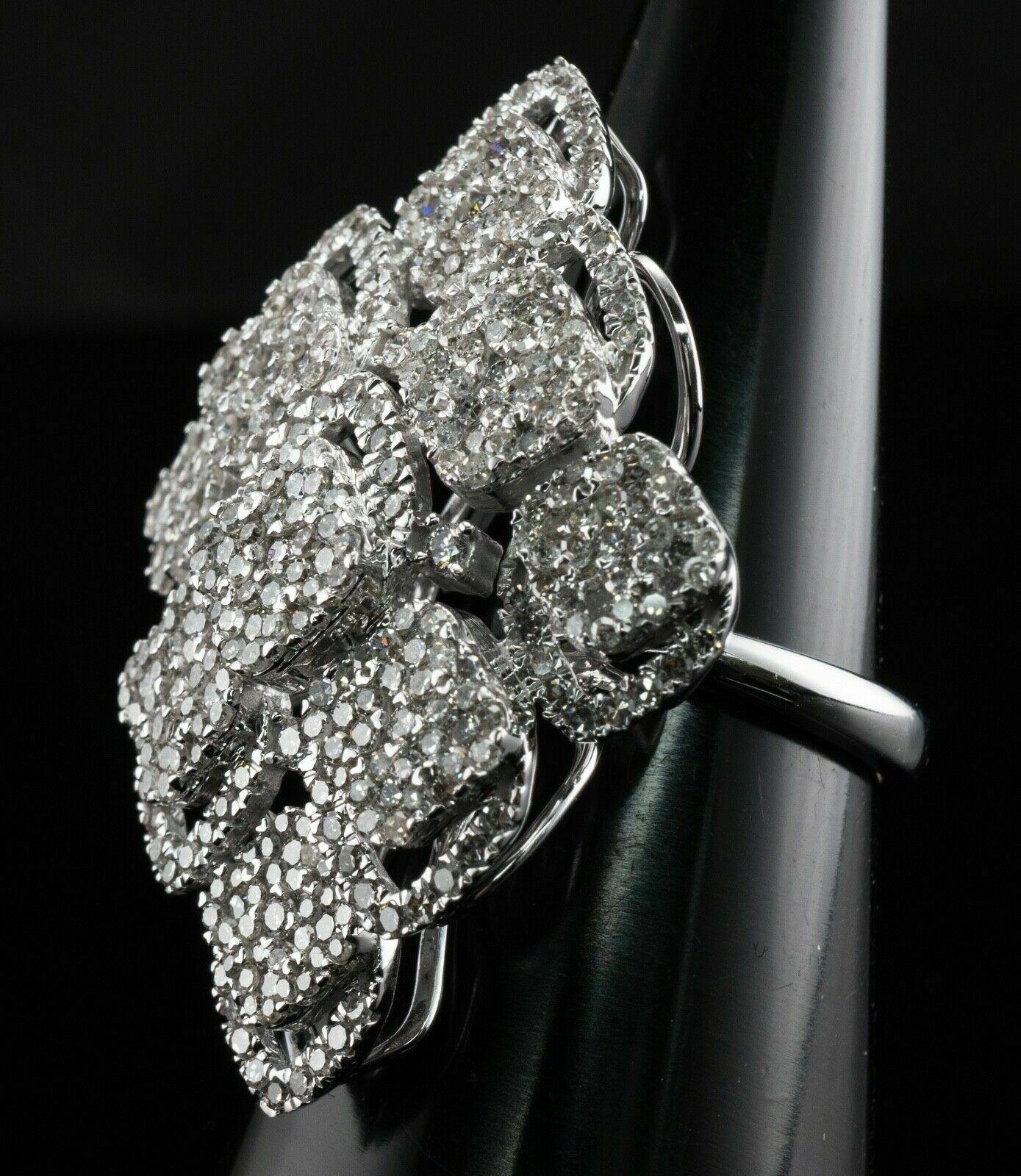 Anello cocktail con cluster di diamanti vintage in oro 14K Dichiarazione a scudo 2,70 ctw in vendita 6