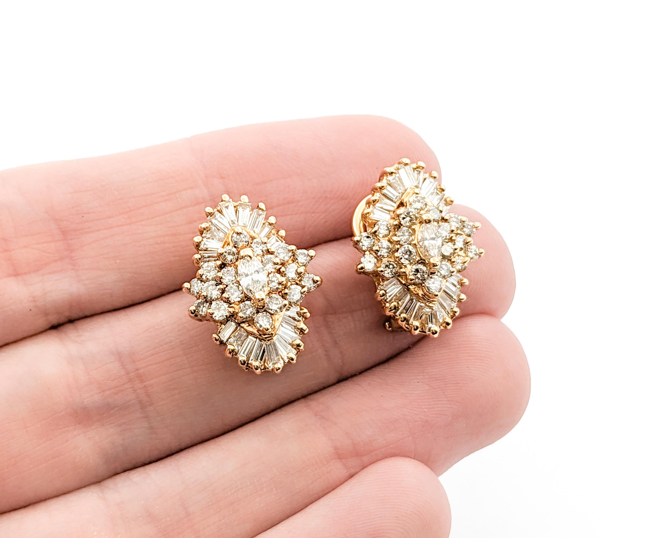 Women's Vintage Diamond Cluster Earrings In Yellow Gold For Sale