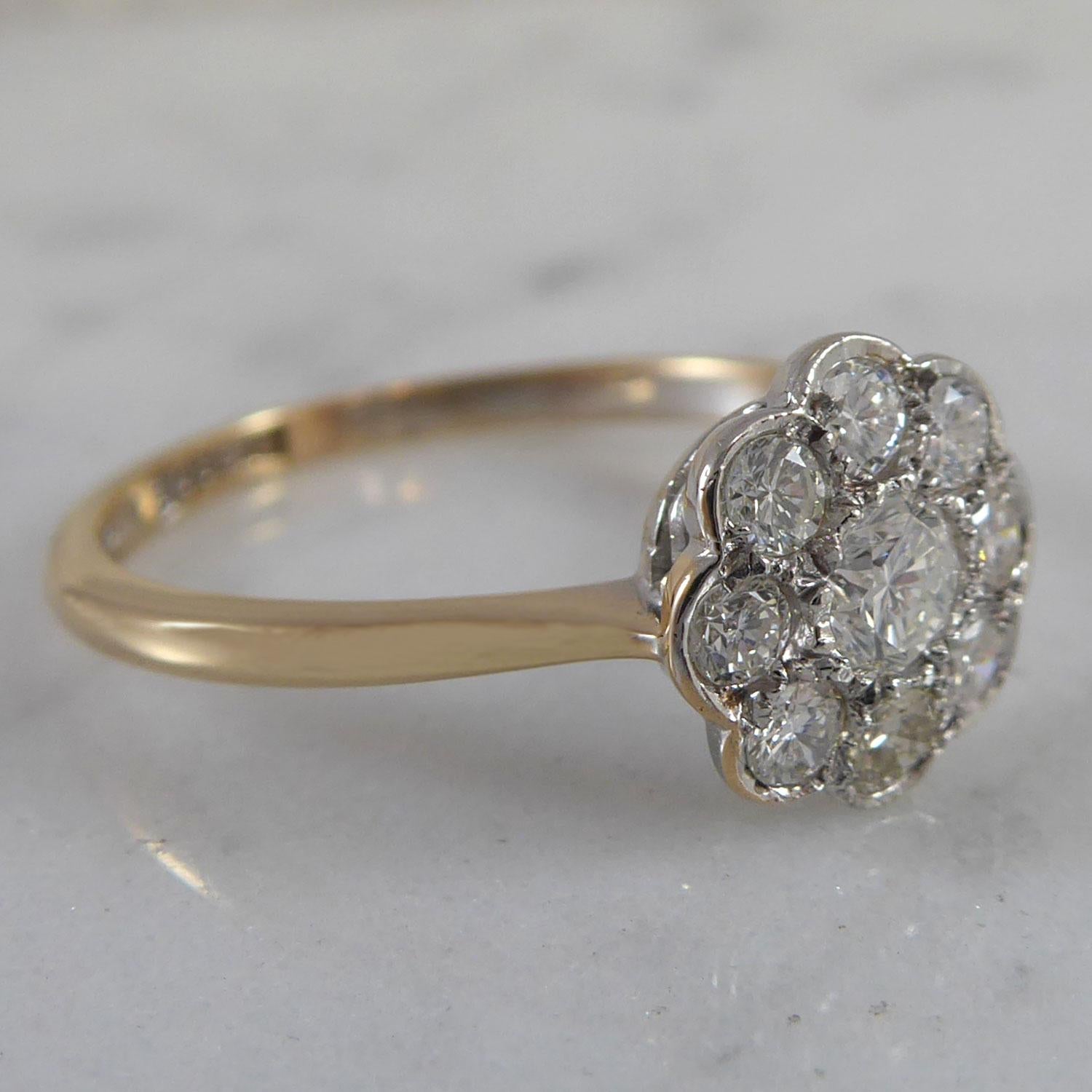 Retro Vintage Diamond Cluster Ring in Daisy Style, 18 Carat Gold