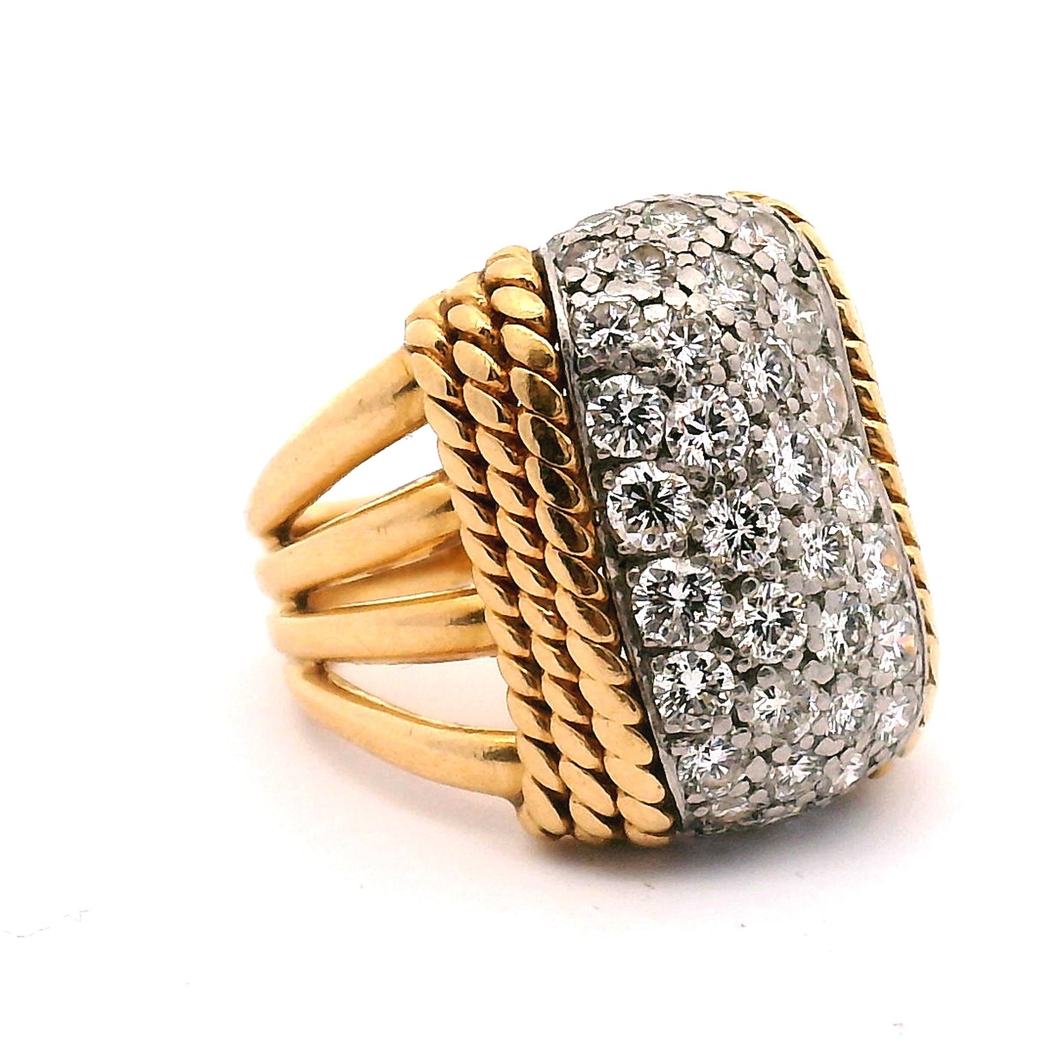 Bague de cocktail vintage en diamant Design/One État moyen - En vente à Sausalito, CA