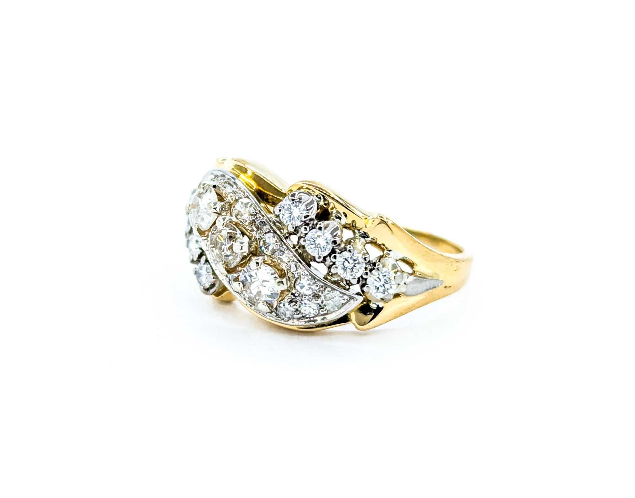 Vintage Diamond Cocktail Ring in 18K Yellow Gold For Sale 1