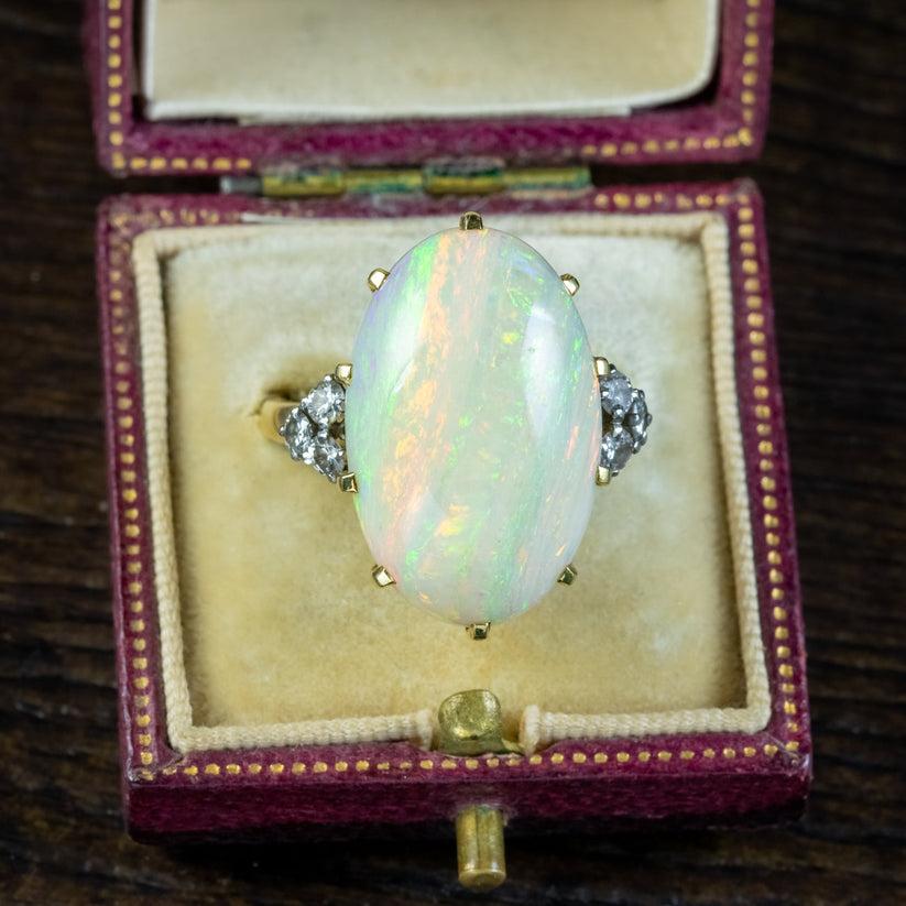 Vintage Diamond Cocktail Ring in 25 Carat Opal, 1975 For Sale 2