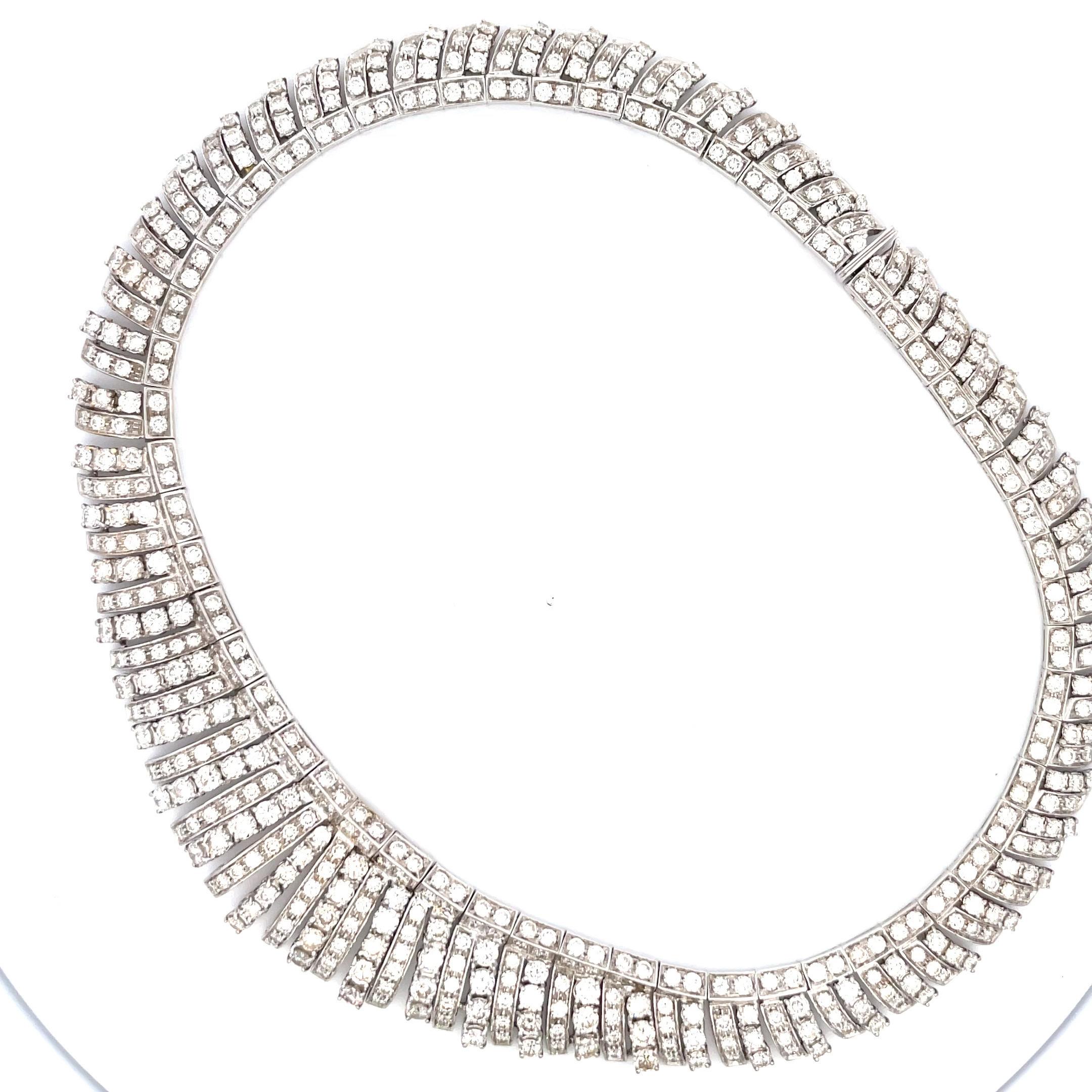 Vintage Diamond Collar Bib Necklace 66 Carats 18 Karat White Gold 113.5 Grams For Sale 3