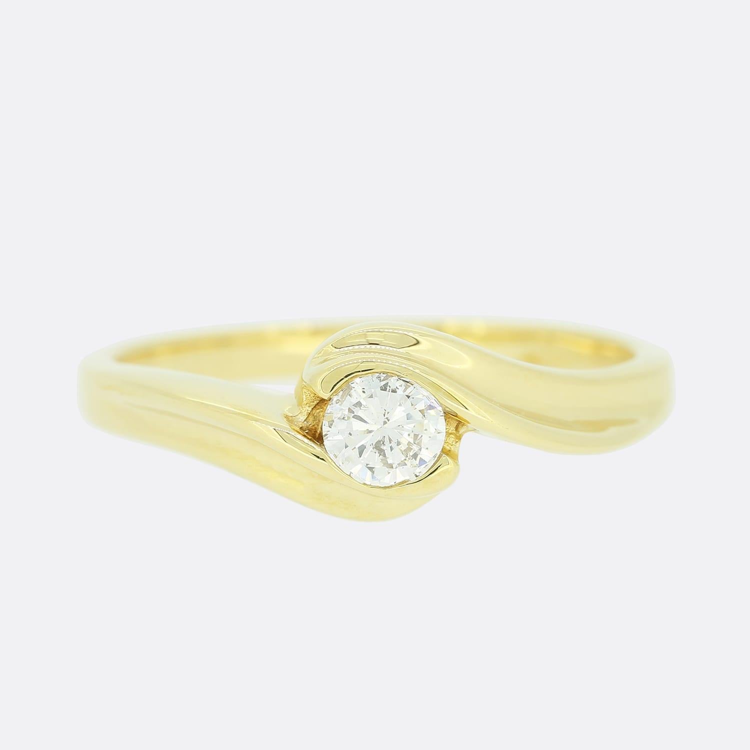 Vintage Diamond Crossover Ring In Good Condition In London, GB