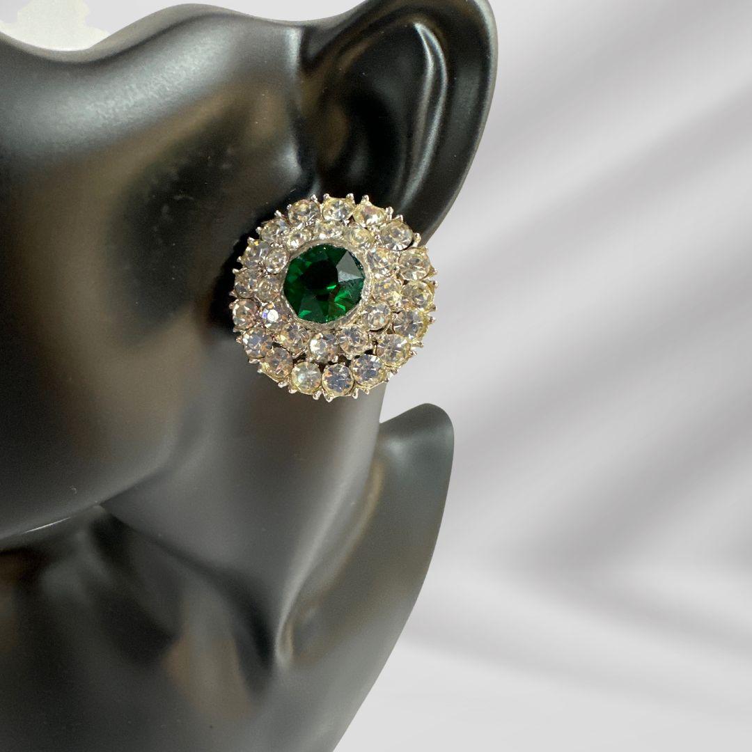 Vintage-Ohrringe aus grünem Glas und Strass mit Diamantschliff im Zustand „Hervorragend“ im Angebot in Jacksonville, FL
