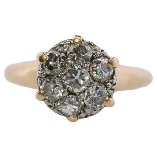 Vintage Diamond Daisy Cluster Elevated on Ring. 14k Yellow gold Vintage Diamond