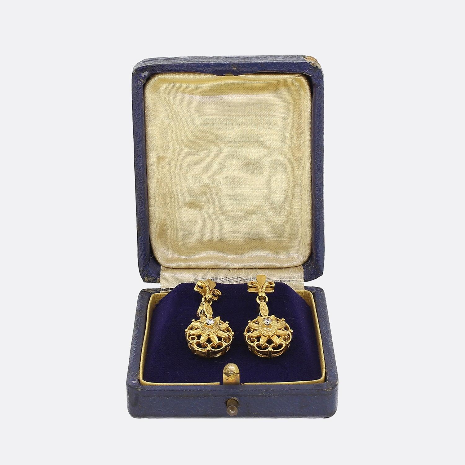 Vintage Diamond Drop Earrings In Good Condition For Sale In London, GB