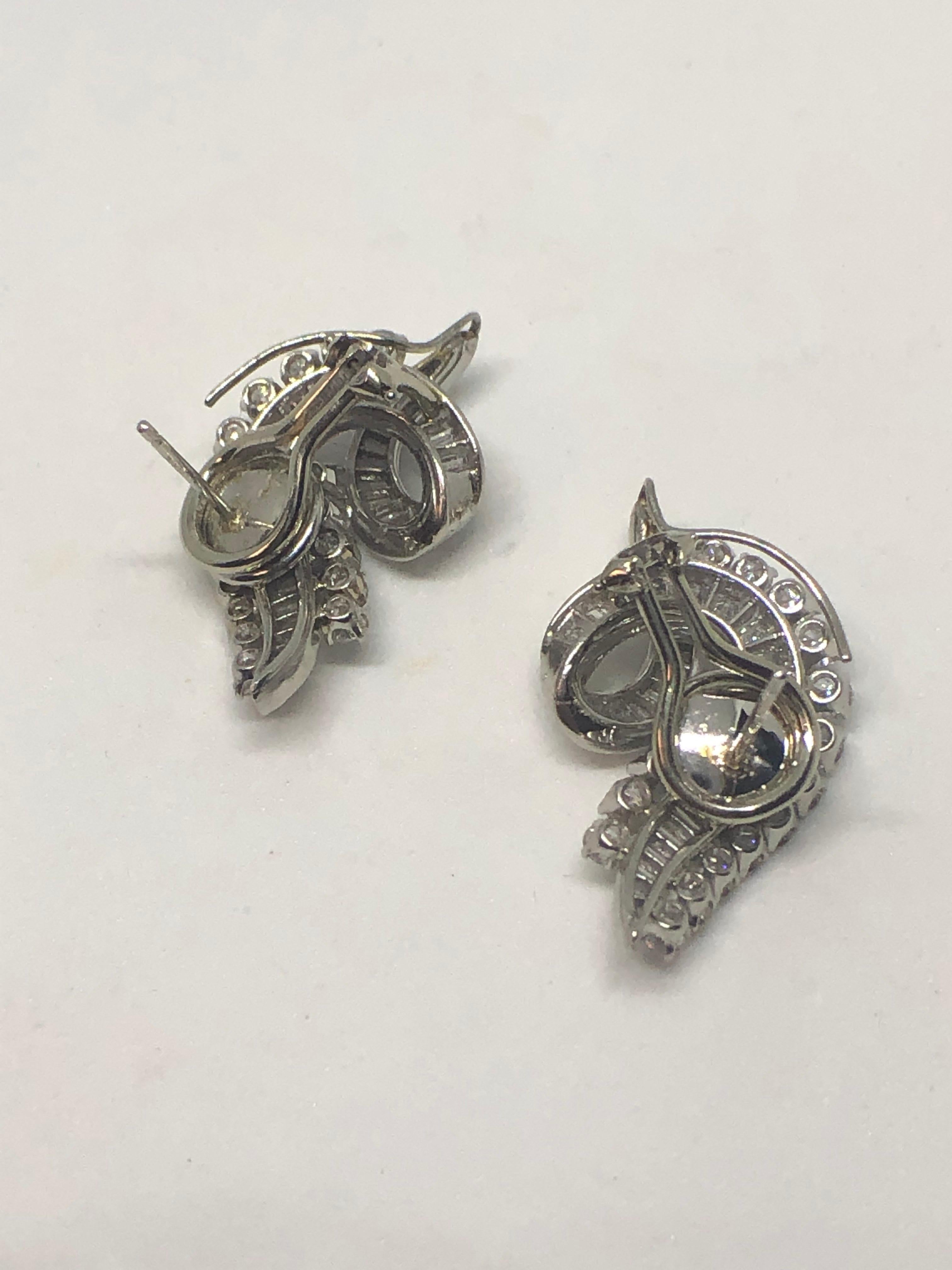 Vintage Diamond Drop Earrings in Platinum For Sale 3