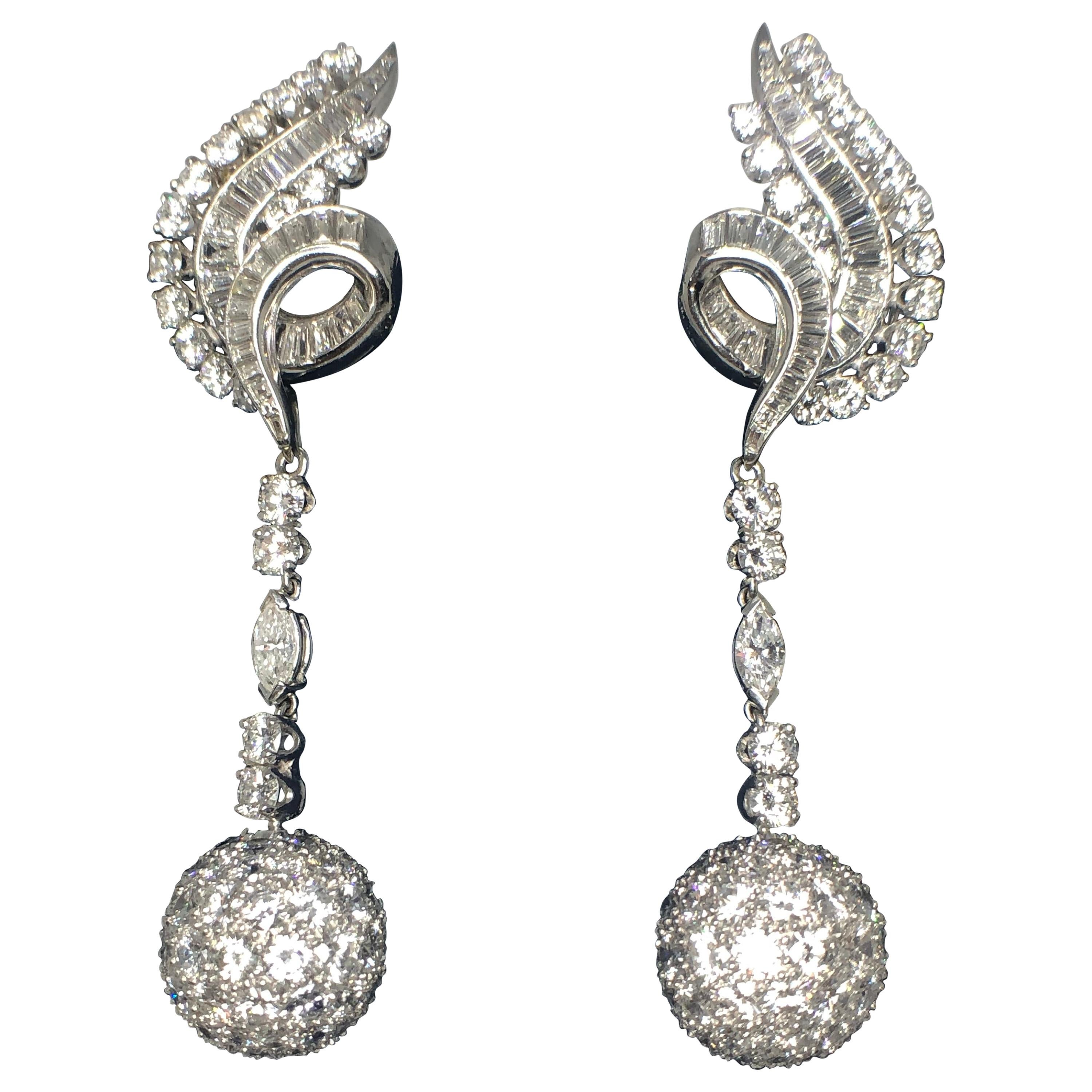 Vintage Diamond Drop Earrings in Platinum For Sale