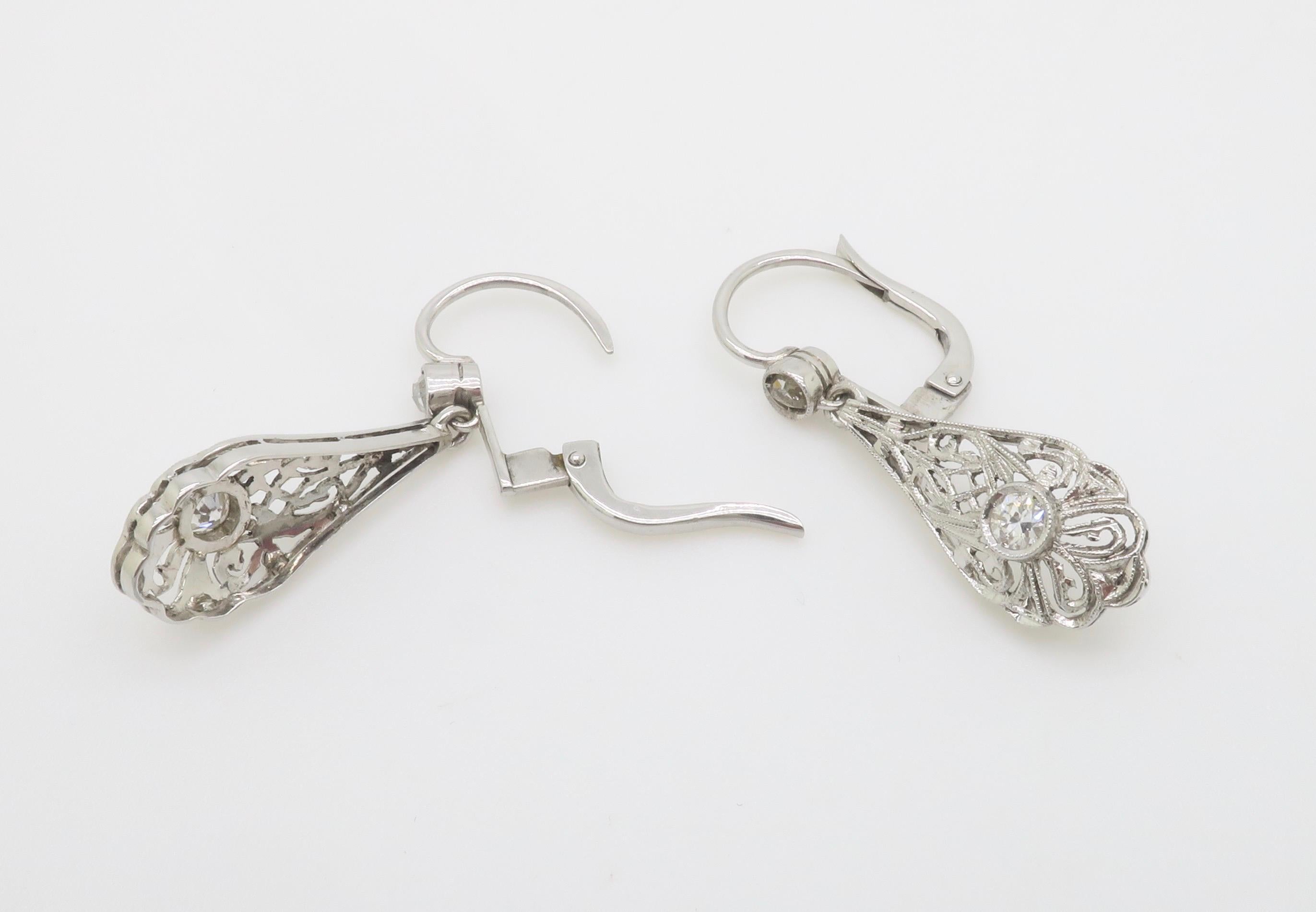 Pendientes de gota de diamante vintage en platino en venta 2