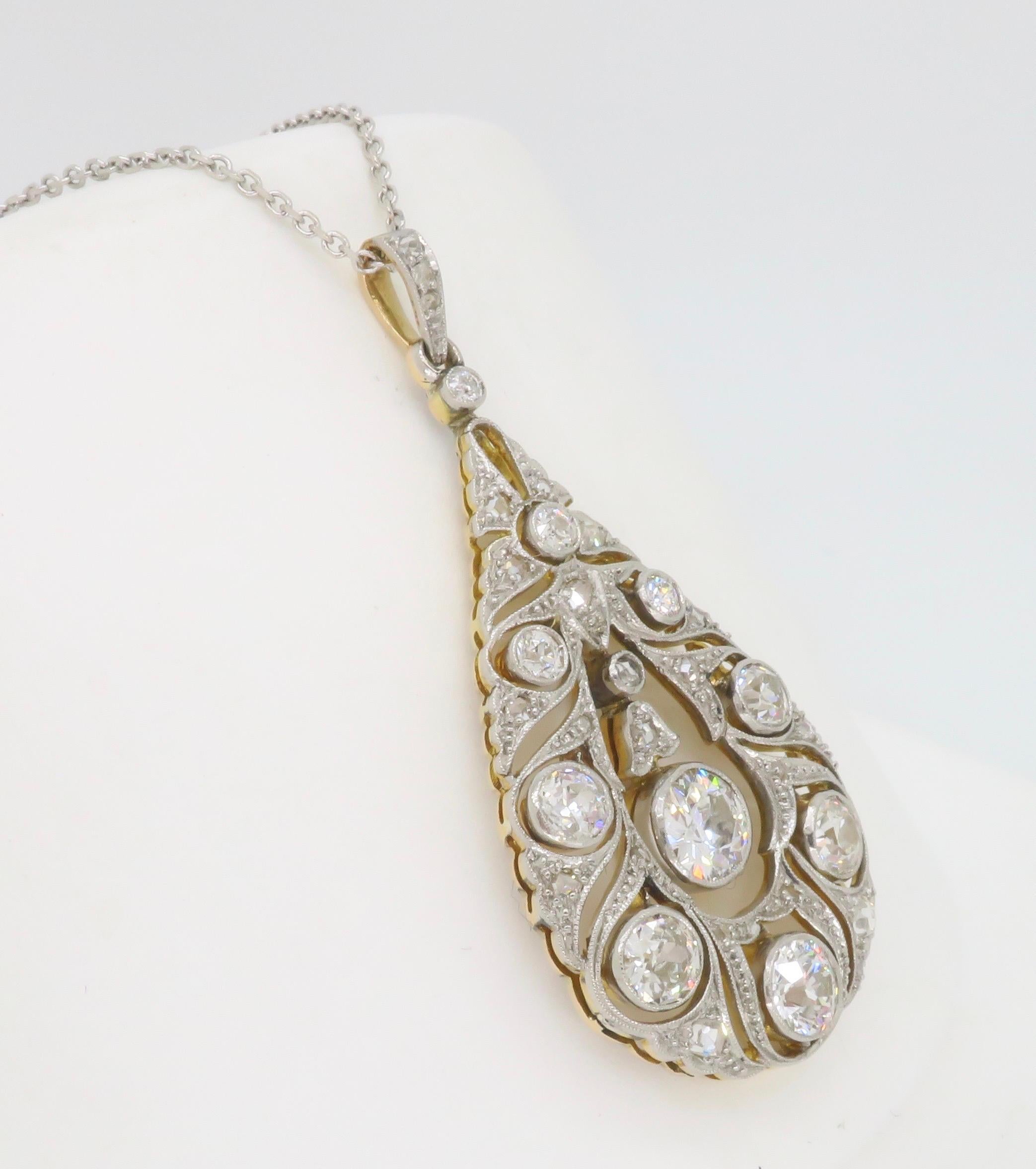 Vintage Diamond Drop Pendant Made in 18karat White and Yellow Gold  In Excellent Condition For Sale In Webster, NY