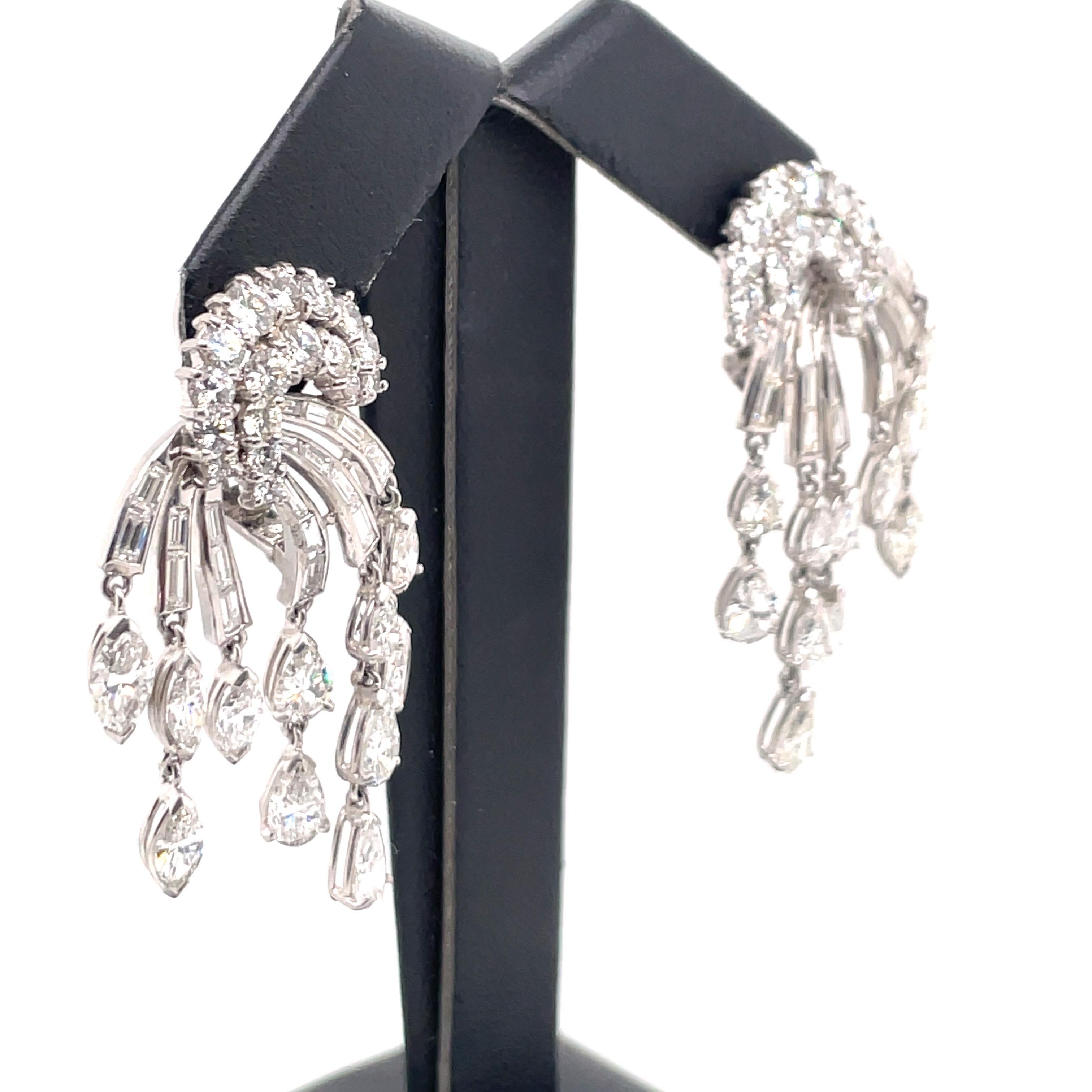 Vintage Diamond Drop Tassel Earrings 12.50 Carat Platinum In Excellent Condition For Sale In New York, NY